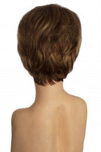 Lade das Bild in den Galerie-Viewer, Kurzhaarperücke (braun mit goldblonden Strähnen) 022-33-24